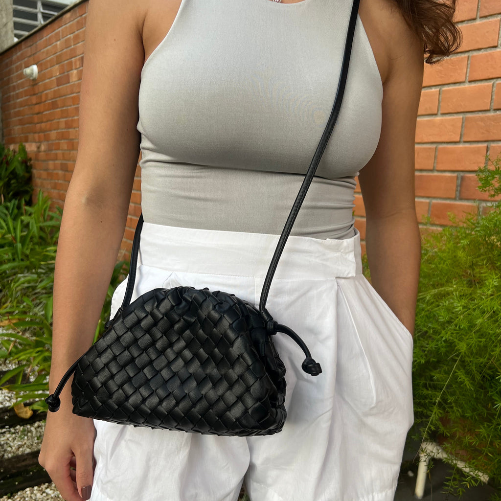 Bolsa Pouch Trançada Ava