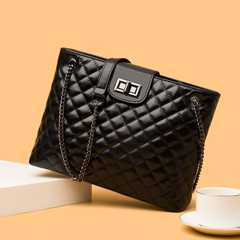 Bolsa Matelassê Couro Legítimo Soraia